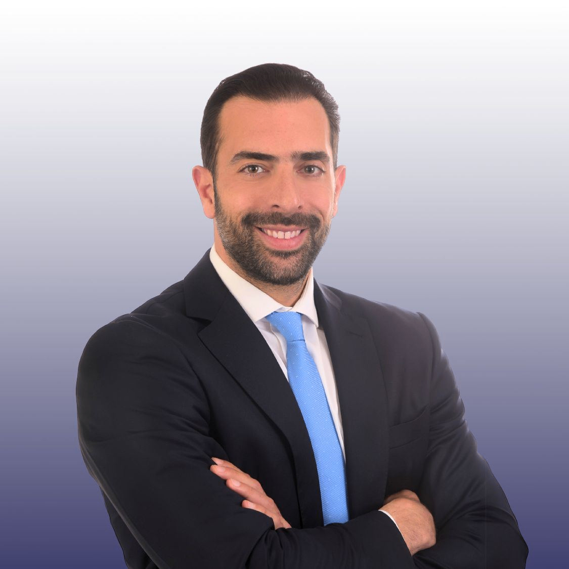المحامي أوغست باخوس